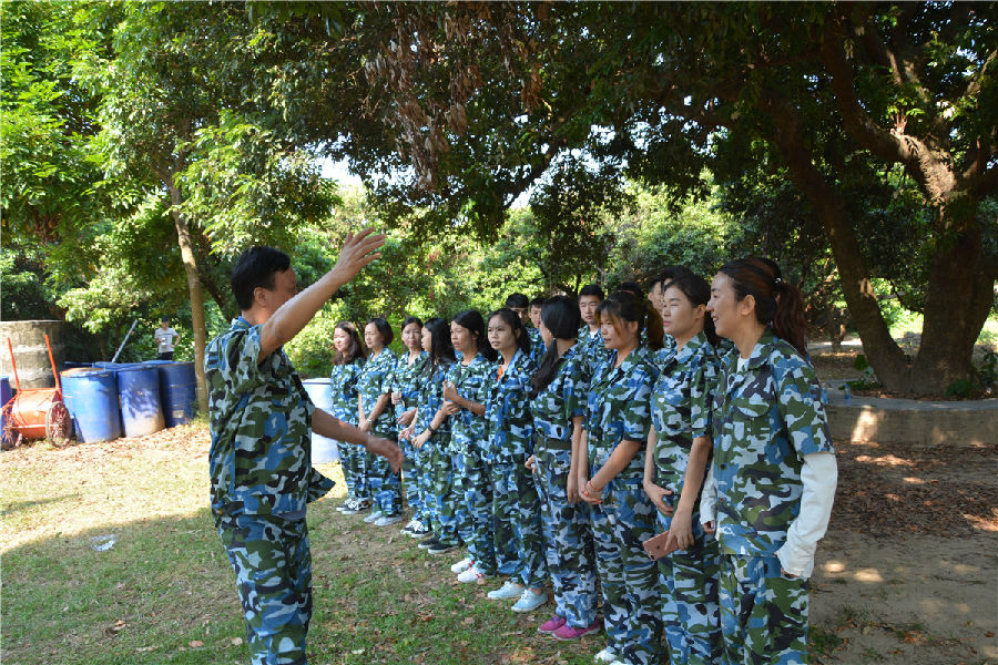 華奇密封件業(yè)務(wù)軍團2017拓展訓(xùn)練：夢想的力量！